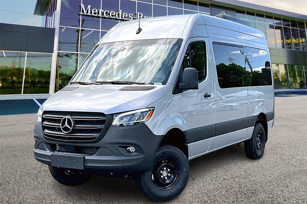 Benz Sprinter (Person 1-5)